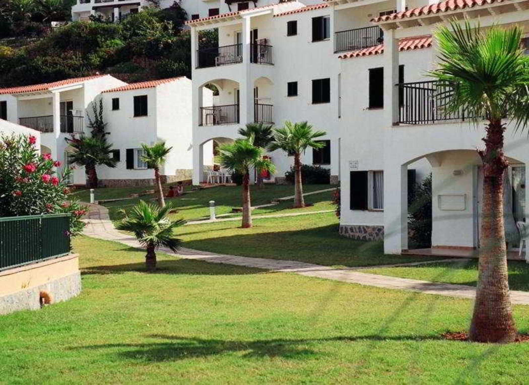 Apartamentos Vista Blanes Cala'N Blanes  Bagian luar foto