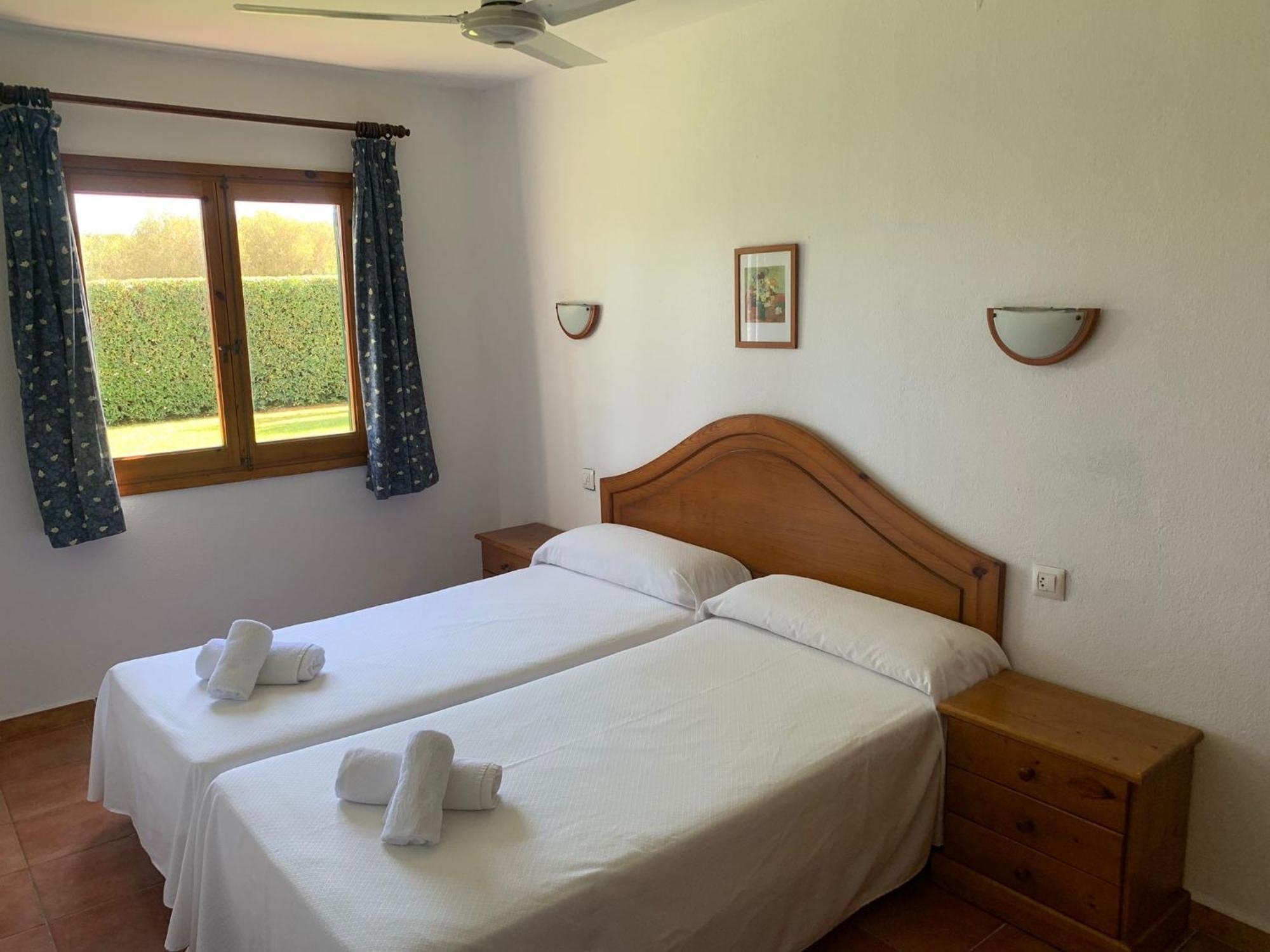 Apartamentos Vista Blanes Cala'N Blanes  Bagian luar foto