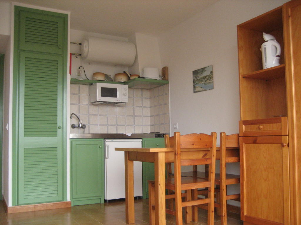 Apartamentos Vista Blanes Cala'N Blanes  Ruang foto